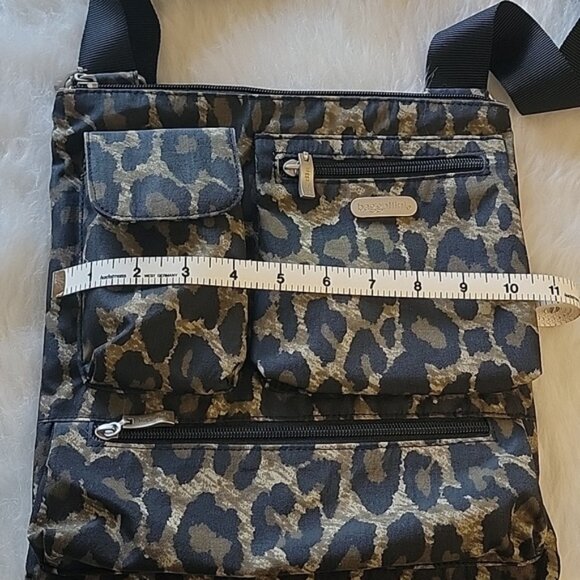 BAGGALLI Nylon Leopard Print Adjustable Crossbody Shoulder Strap Bag - Picture 6 of 12